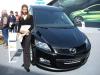 Автомобилна мощ и женска грация- формулата, на която залагат вносителите на Dacia и Mazda на изложен