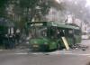 Жена загина на място при катастрофа между автобус и каруца