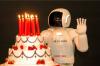 ASIMO: Уникалният робот на Honda става на 10 години