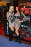 SEMA Show  - момичета