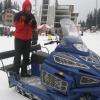 Ски-полицаи глобяват за неправилно управление на моторна шейна
